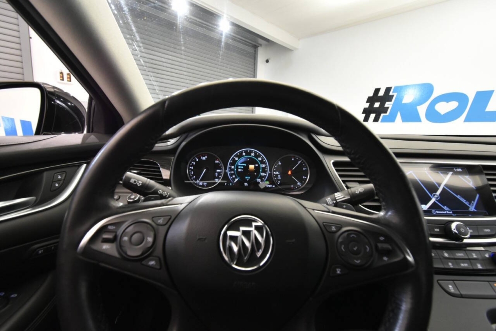 2017 Buick LaCrosse Essence 4dr Sedan, Black, Mileage: 87,566 - photo 24