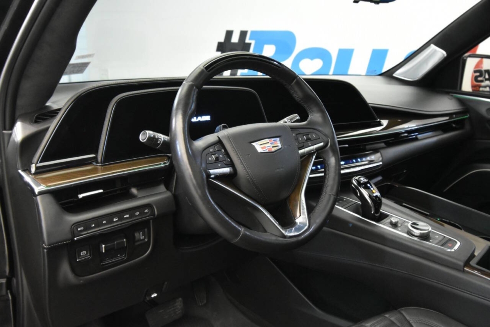 2023 Cadillac Escalade Sport Platinum 4x4 4dr SUV, Black, Mileage: 49,079 - photo 11