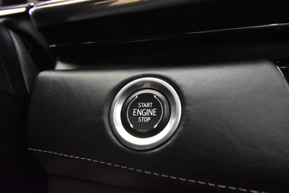 2023 Cadillac Escalade Sport Platinum 4x4 4dr SUV, Black, Mileage: 49,079 - photo 23