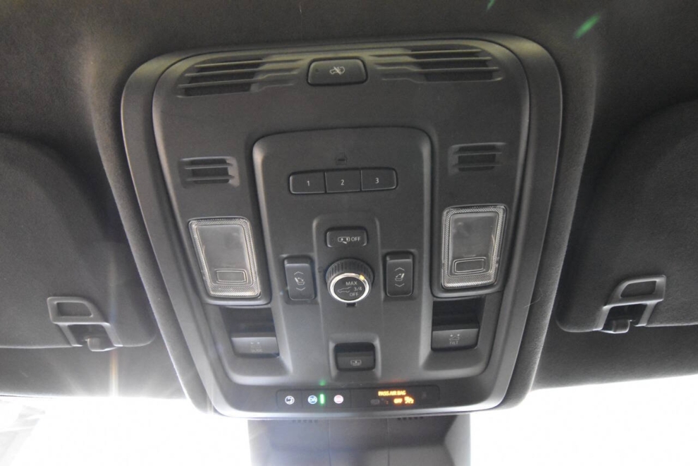 2023 Cadillac Escalade Sport Platinum 4x4 4dr SUV, Black, Mileage: 49,079 - photo 35