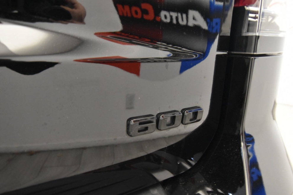 2023 Cadillac Escalade Sport Platinum 4x4 4dr SUV, Black, Mileage: 49,079 - photo 37