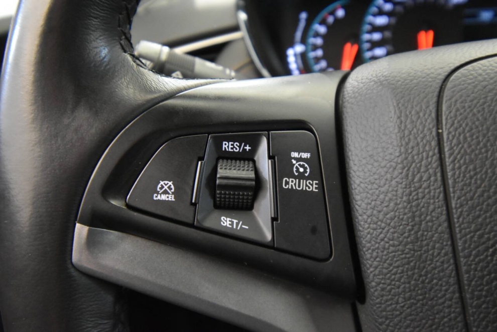 2021 Chevrolet Trax LT AWD 4dr Crossover, Gray, Mileage: 70,297 - photo 16