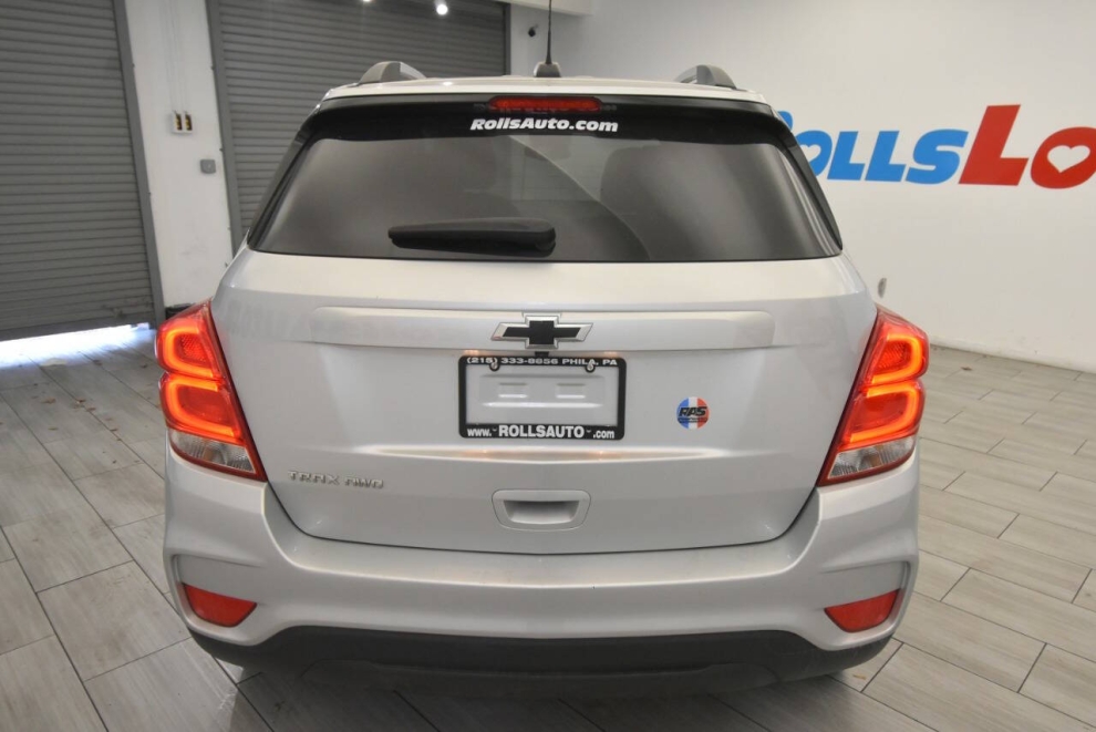 2021 Chevrolet Trax LT AWD 4dr Crossover, Gray, Mileage: 70,297 - photo 3