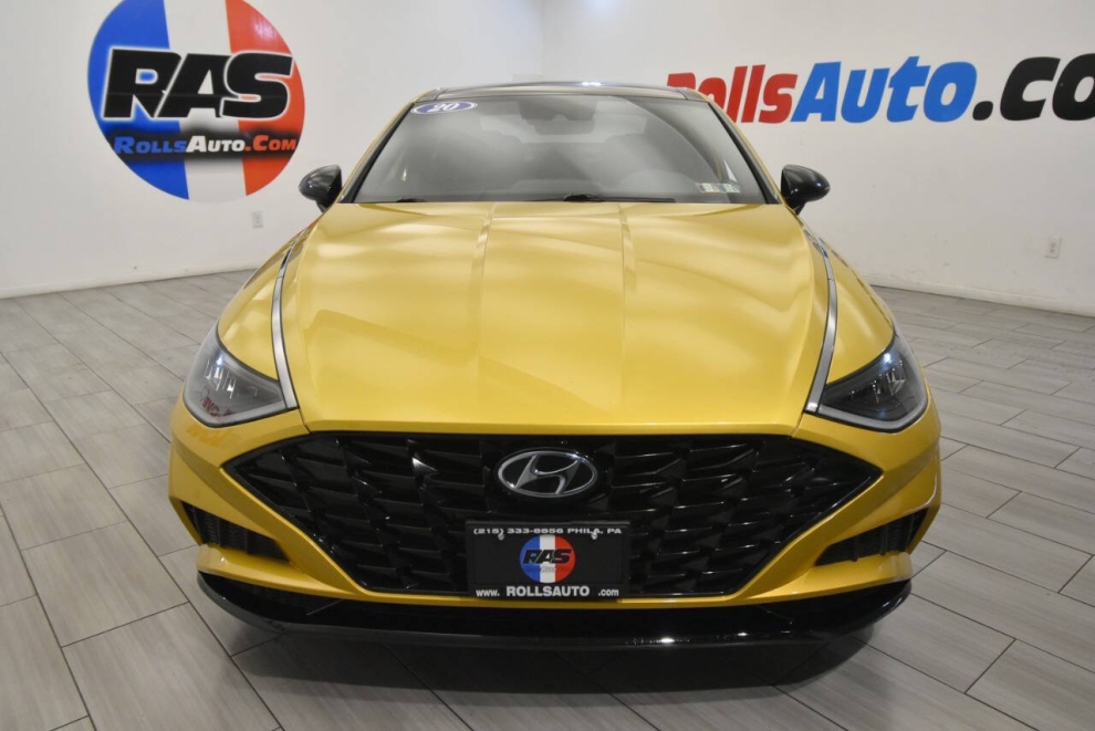 2020 Hyundai Sonata SEL Plus 4dr Sedan, Yellow, Mileage: 81,557 - photo 7
