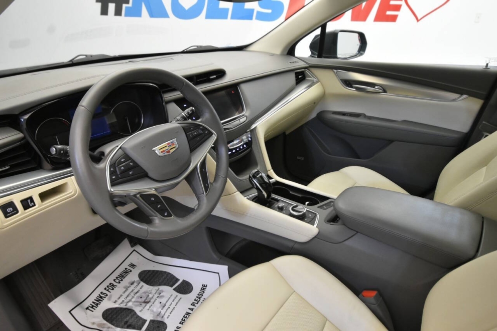 2020 Cadillac XT5 Premium Luxury 4x4 4dr SUV, Gris, Mileage: 58,722 - photo 11
