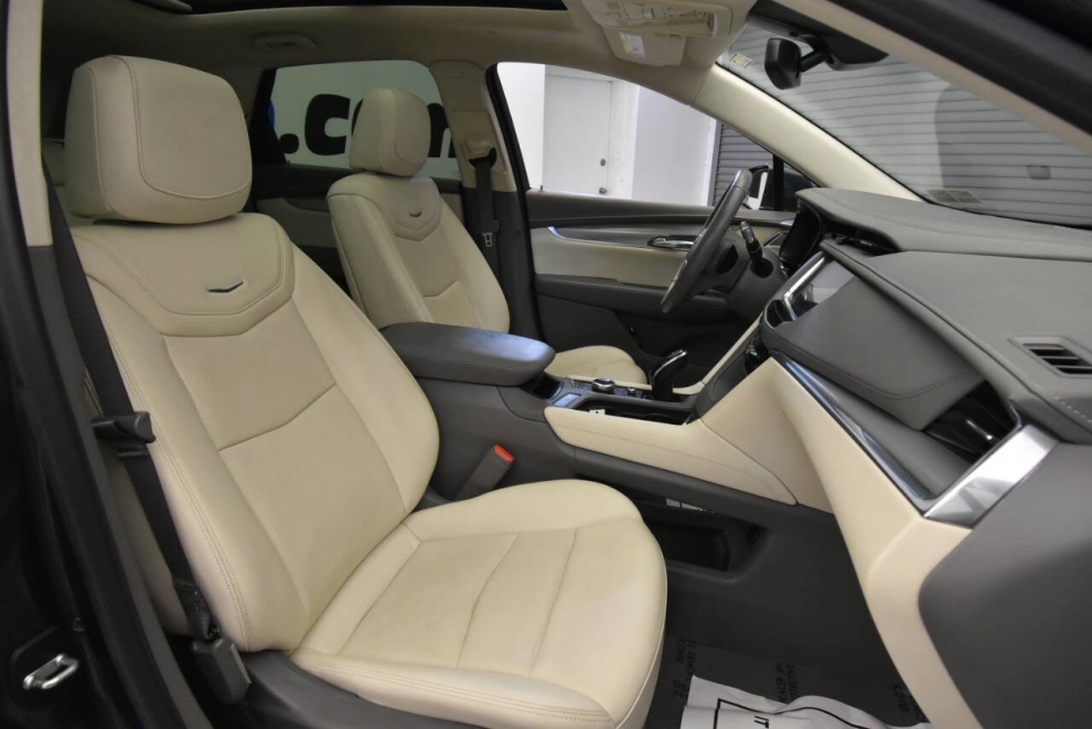 2020 Cadillac XT5 Premium Luxury 4x4 4dr SUV, Gris, Mileage: 58,722 - photo 14