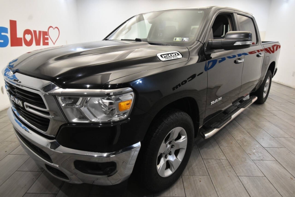 2020 RAM 1500 Big Horn 4x4 4dr Crew Cab 5.6 ft. SB Pickup, Black, Mileage: 80,226 