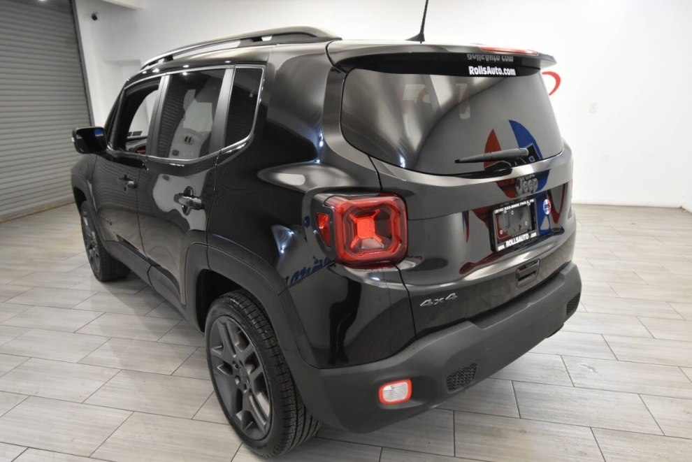 2020 Jeep Renegade Altitude 4x4 4dr SUV, Black, Mileage: 69,908 - photo 2