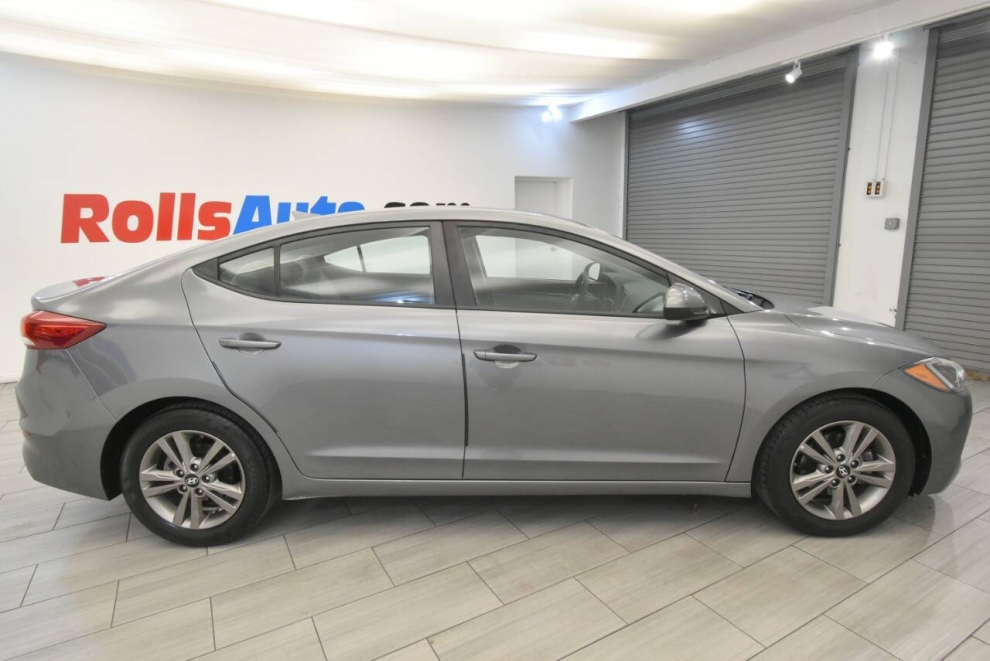 2018 Hyundai Elantra SEL 4dr Sedan (US), Gray, Mileage: 53,794 - photo 5