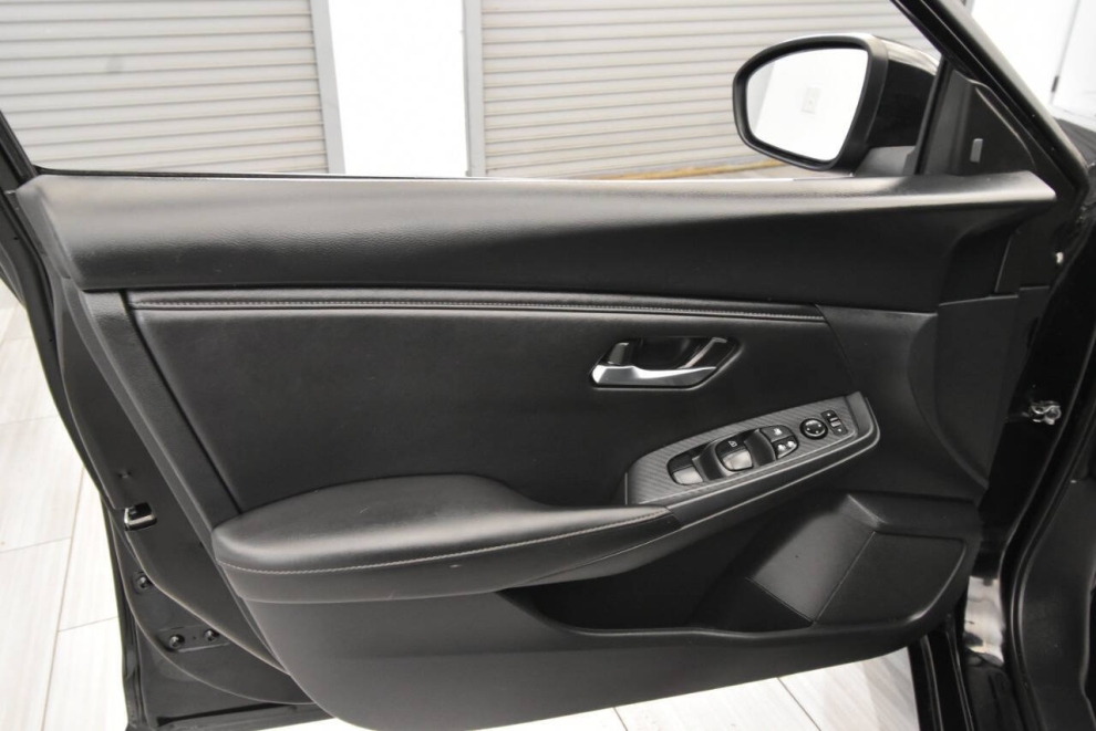 2023 Nissan Sentra SV 4dr Sedan, Black, Mileage: 64,928 - photo 12