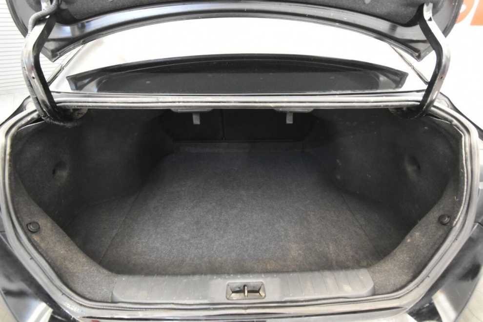 2023 Nissan Sentra SV 4dr Sedan, Black, Mileage: 64,928 - photo 17