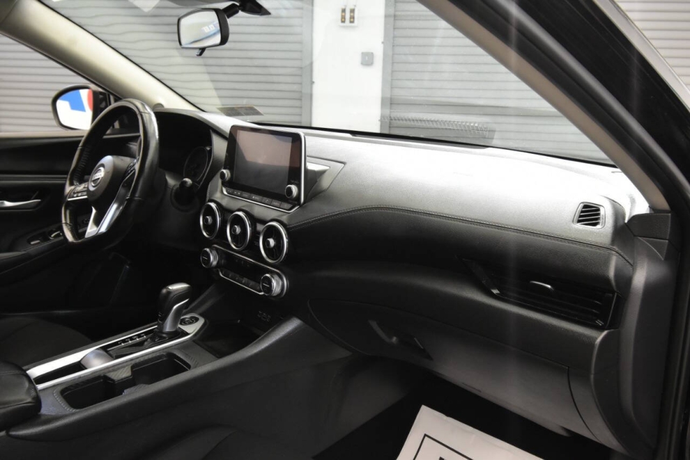 2023 Nissan Sentra SV 4dr Sedan, Black, Mileage: 64,928 - photo 18