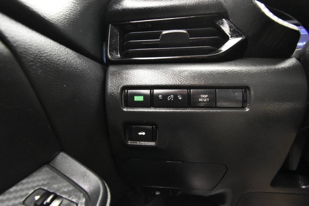 2023 Nissan Sentra SV 4dr Sedan, Black, Mileage: 64,928 - photo 31