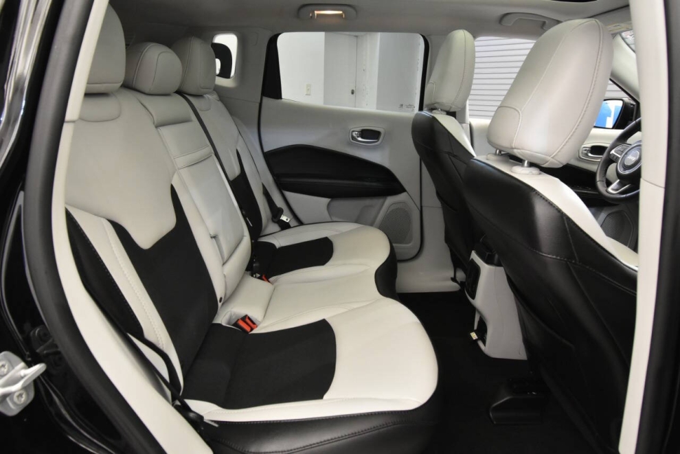 2019 Jeep Compass Latitude 4dr SUV, Black, Mileage: 83,499 - photo 17