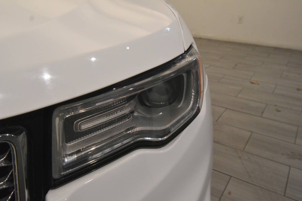 2021 Jeep Grand Cherokee Overland 4x4 4dr SUV, White, Mileage: 83,642 - photo 8