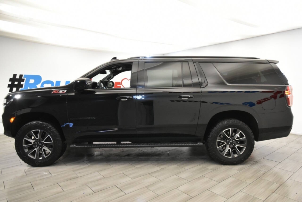 2022 Chevrolet Suburban Z71 4x4 4dr SUV, Black, Mileage: 72,266 - photo 1