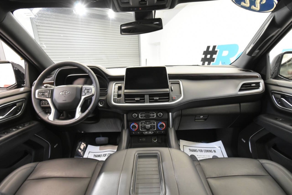 2022 Chevrolet Suburban Z71 4x4 4dr SUV, Black, Mileage: 72,266 - photo 18