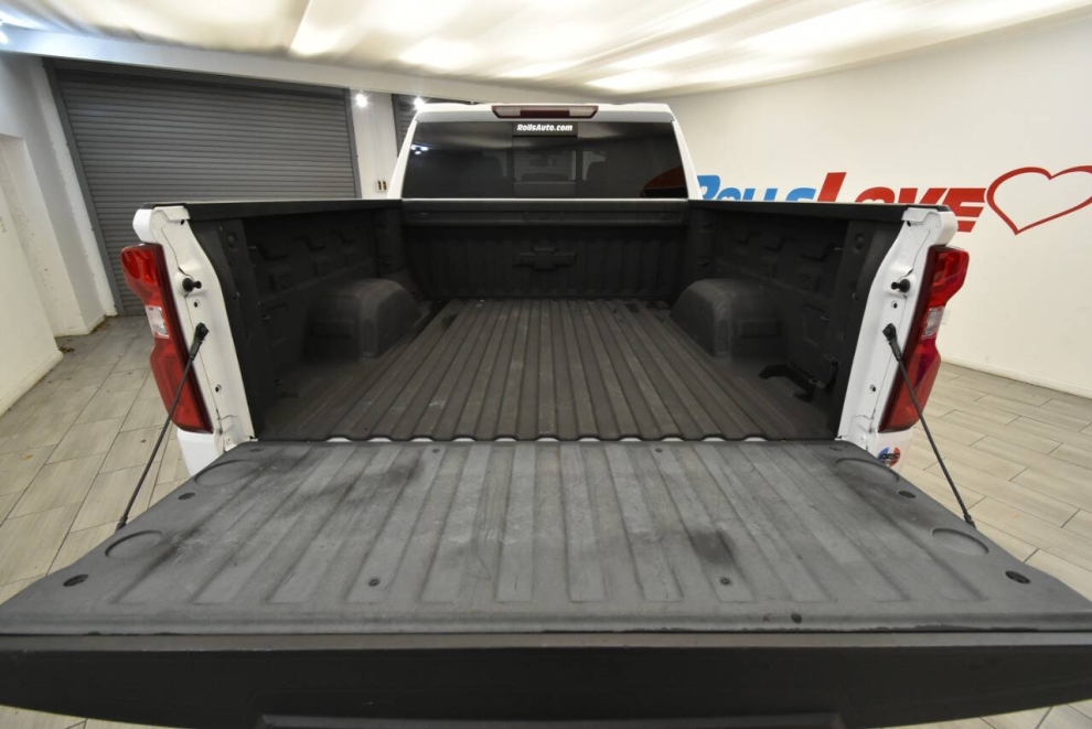 2019 Chevrolet Silverado 1500 RST 4x4 4dr Crew Cab 5.8 ft. SB, White, Mileage: 76,795 - photo 35