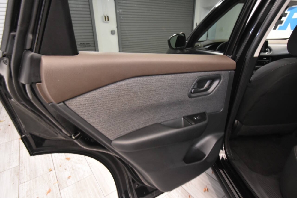 2023 Nissan Rogue S AWD 4dr Crossover, Black, Mileage: 52,421 - photo 13