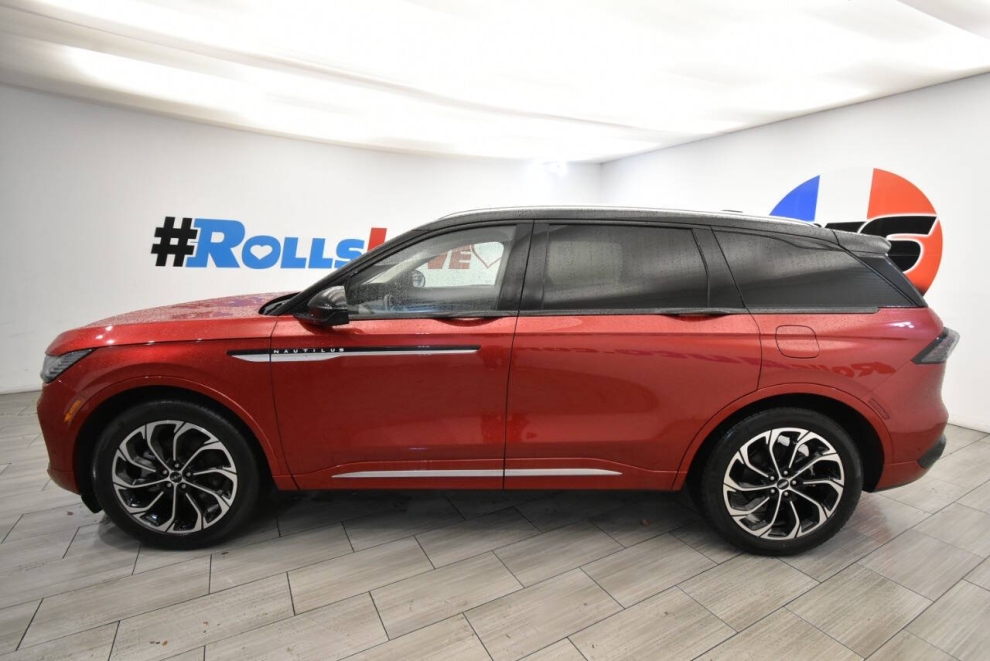 2024 Lincoln Nautilus Reserve AWD 4dr SUV, Red, Mileage: 44,567 - photo 1