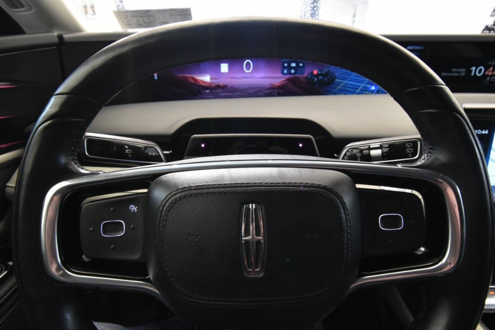 2024 Lincoln Nautilus Reserve AWD 4dr SUV, Red, Mileage: 44,567 - photo 25