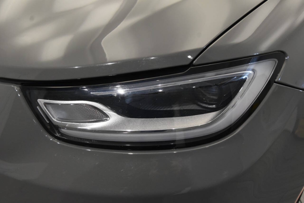 2023 Chrysler Pacifica Touring L 4dr Mini Van, Gris, Mileage: 61,887 - photo 8