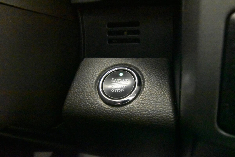 2021 Ford Expedition XLT 4x4 4dr SUV, Blanco, Mileage: 114,041 - photo 26