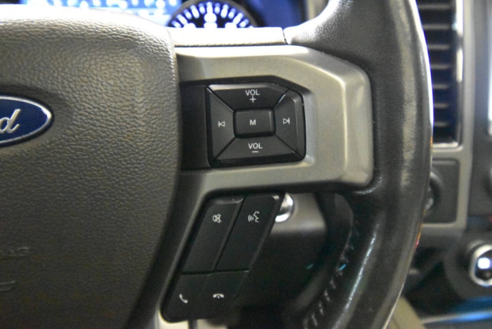 2021 Ford Expedition XLT 4x4 4dr SUV, Blanco, Mileage: 114,041 - photo 29