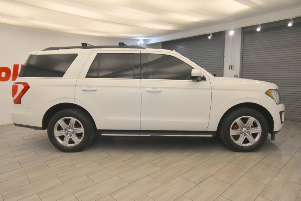2021 Ford Expedition XLT 4x4 4dr SUV, Blanco, Mileage: 114,041 - photo 5