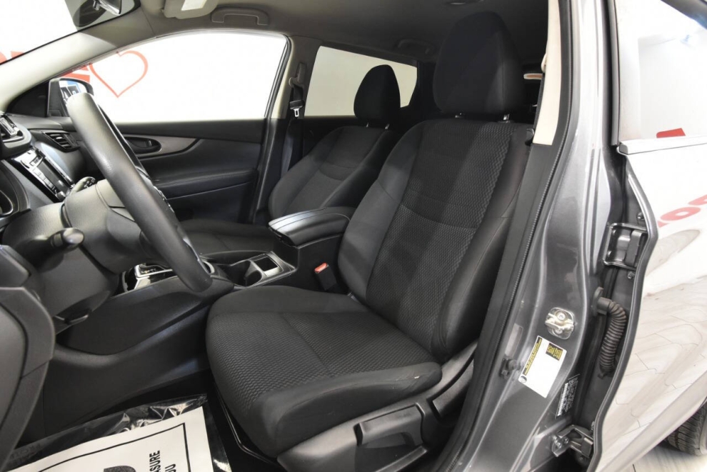 2019 Nissan Rogue Sport S 4dr Crossover, Gray, Mileage: 72,033 - photo 10