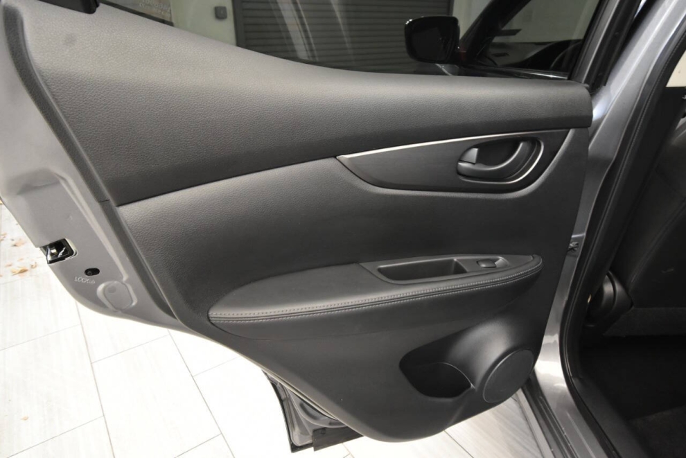 2019 Nissan Rogue Sport S 4dr Crossover, Gray, Mileage: 72,033 - photo 14