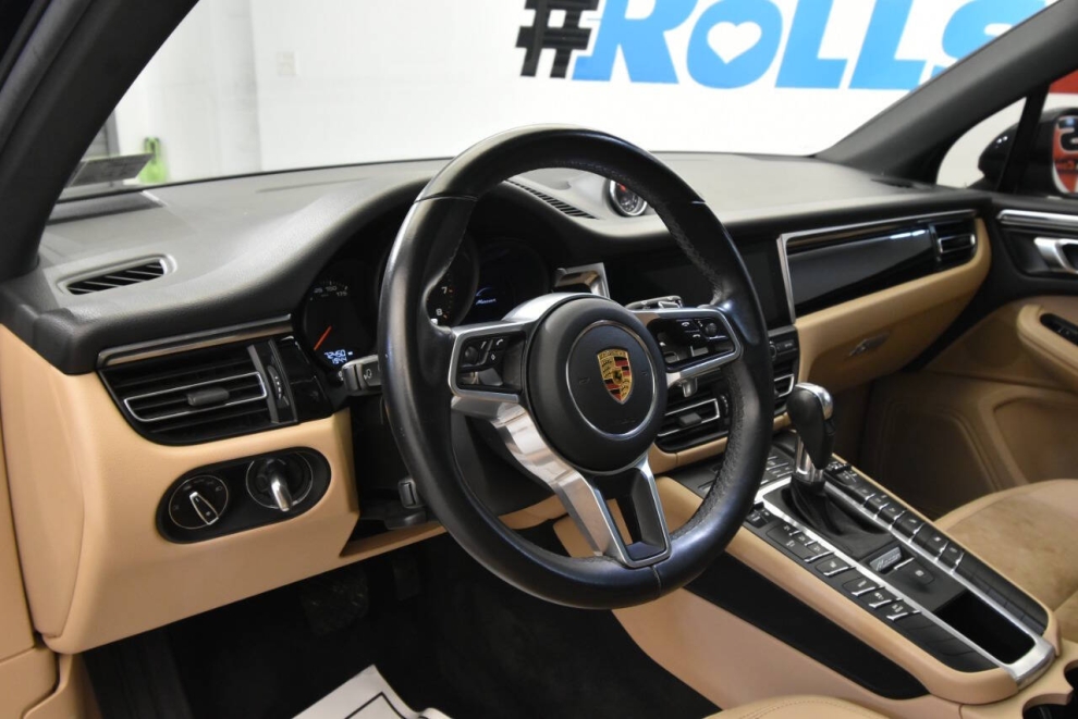 2020 Porsche Macan Base AWD 4dr SUV, Blue, Mileage: 72,446 - photo 11