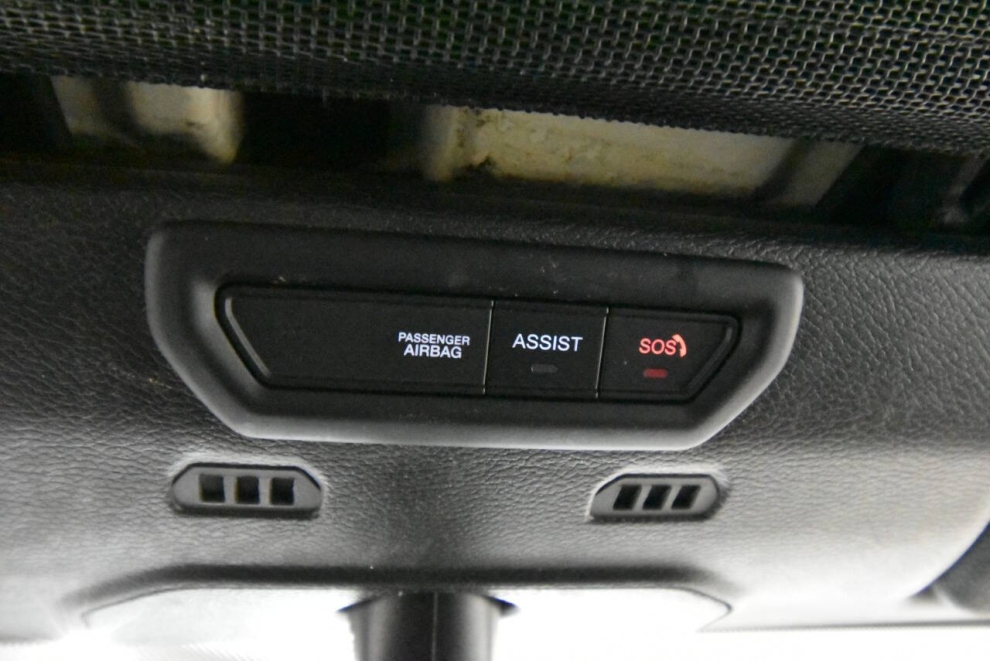 2022 Jeep Gladiator Rubicon 4x4 4dr Crew Cab 5.0 ft. SB, Gray, Mileage: 62,280 - photo 22