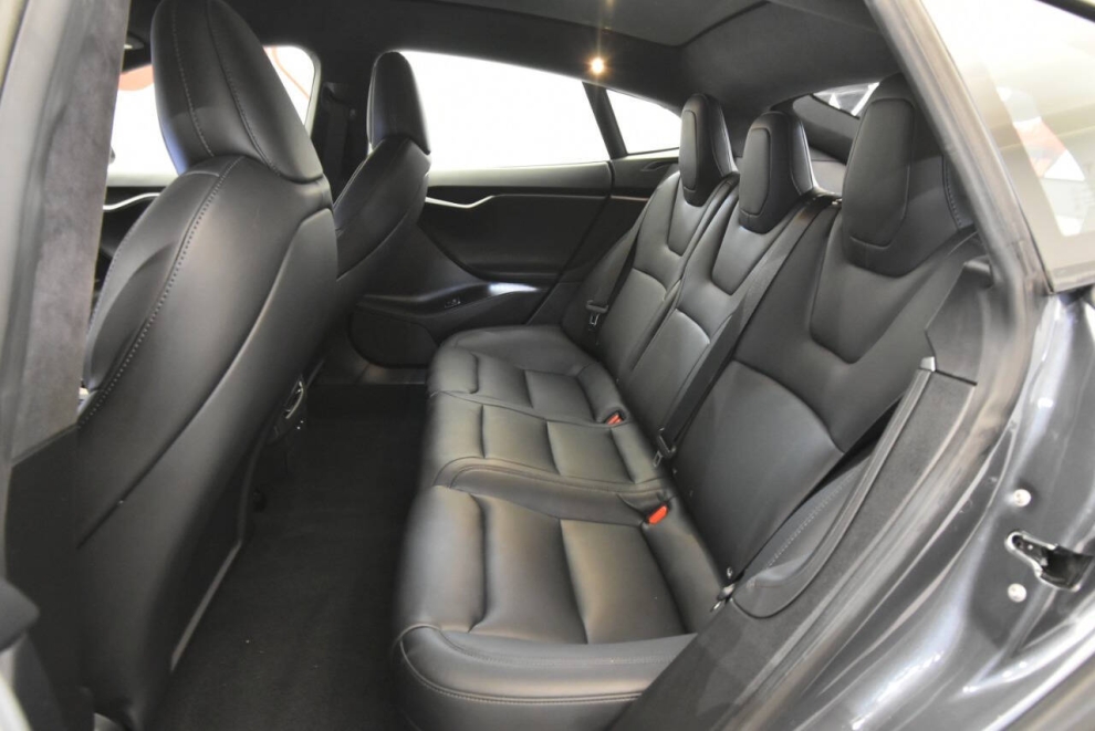 2020 Tesla Model S Long Range AWD 4dr Liftback, Gray, Mileage: 52,776 - photo 13