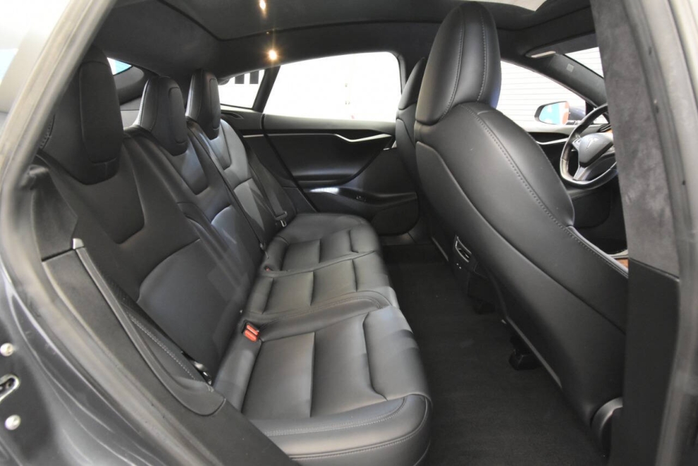 2020 Tesla Model S Long Range AWD 4dr Liftback, Gray, Mileage: 52,776 - photo 15