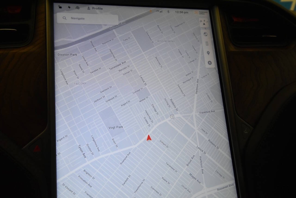 2020 Tesla Model S Long Range AWD 4dr Liftback, Gray, Mileage: 52,776 - photo 24