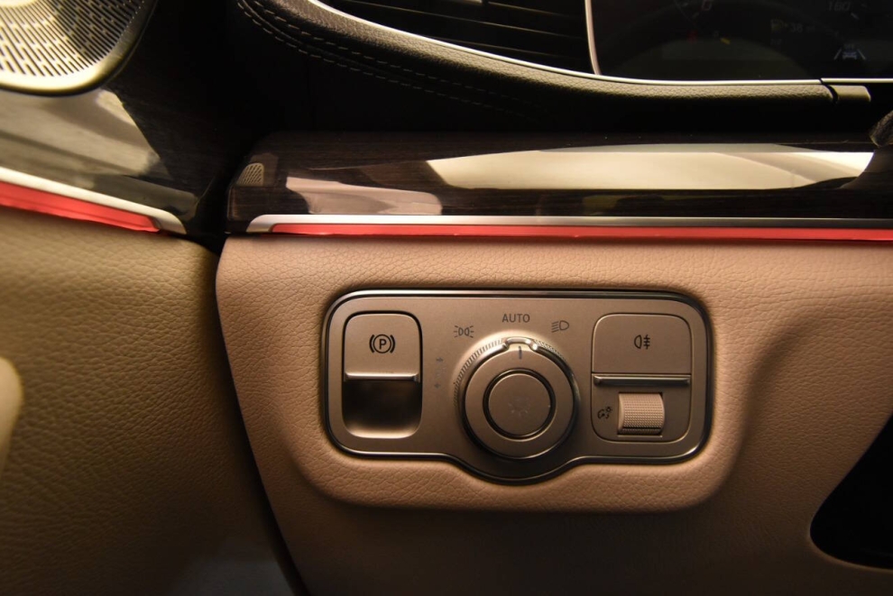 2021 Mercedes-Benz GLS GLS 450 AWD 4MATIC 4dr SUV, White, Mileage: 99,061 - photo 29