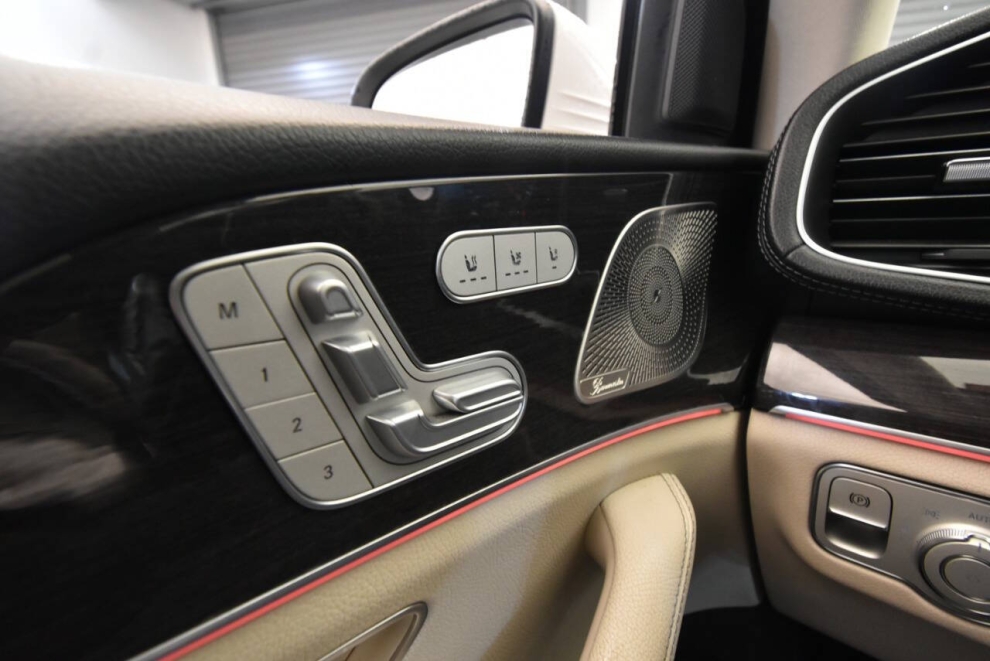 2021 Mercedes-Benz GLS GLS 450 AWD 4MATIC 4dr SUV, White, Mileage: 99,061 - photo 31