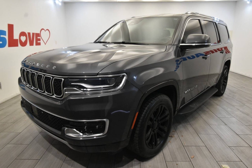 2022 Jeep Wagoneer Series II 4x4 4dr SUV, Gris, Mileage: 74,768 