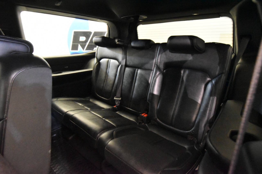 2022 Jeep Wagoneer Series II 4x4 4dr SUV, Gris, Mileage: 74,768 - photo 14