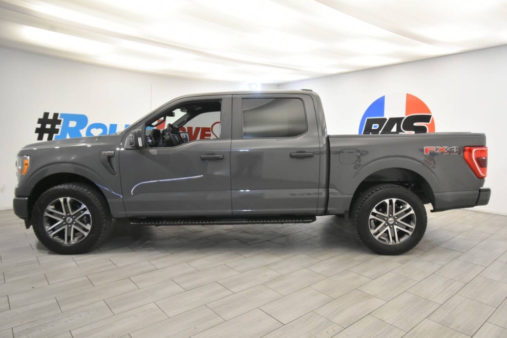 2021 Ford F-150 XL 4x4 4dr SuperCrew 5.5 ft. SB, Gray, Mileage: 74,443 - photo 1