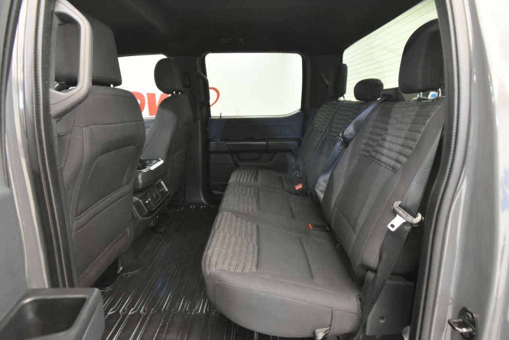 2021 Ford F-150 XL 4x4 4dr SuperCrew 5.5 ft. SB, Gray, Mileage: 74,443 - photo 13