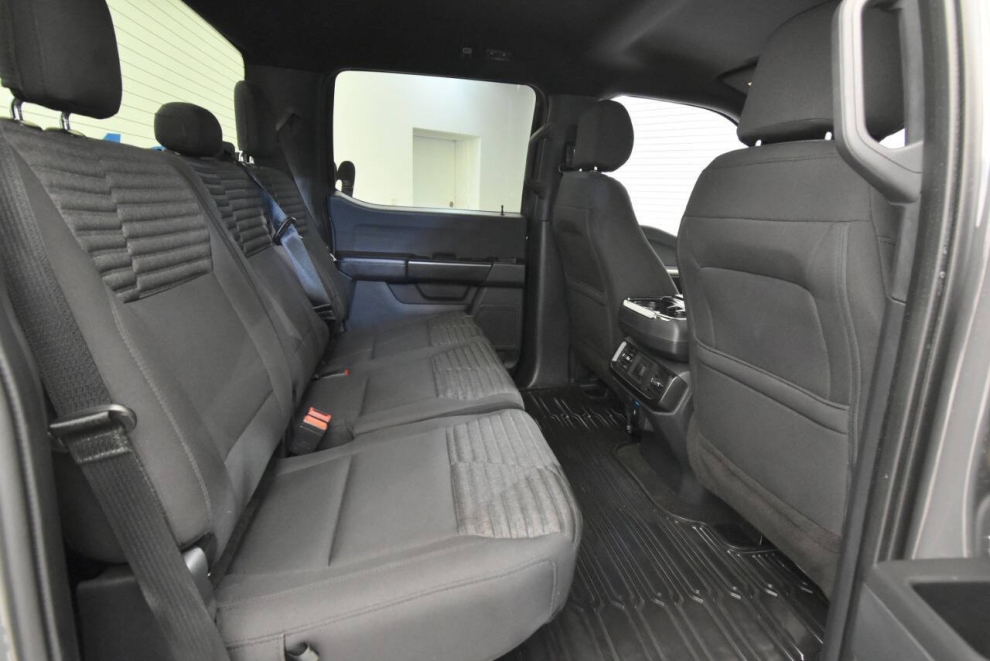 2021 Ford F-150 XL 4x4 4dr SuperCrew 5.5 ft. SB, Gray, Mileage: 74,443 - photo 15