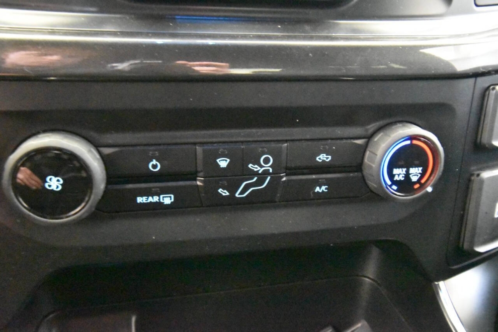 2021 Ford F-150 XL 4x4 4dr SuperCrew 5.5 ft. SB, Gray, Mileage: 74,443 - photo 17