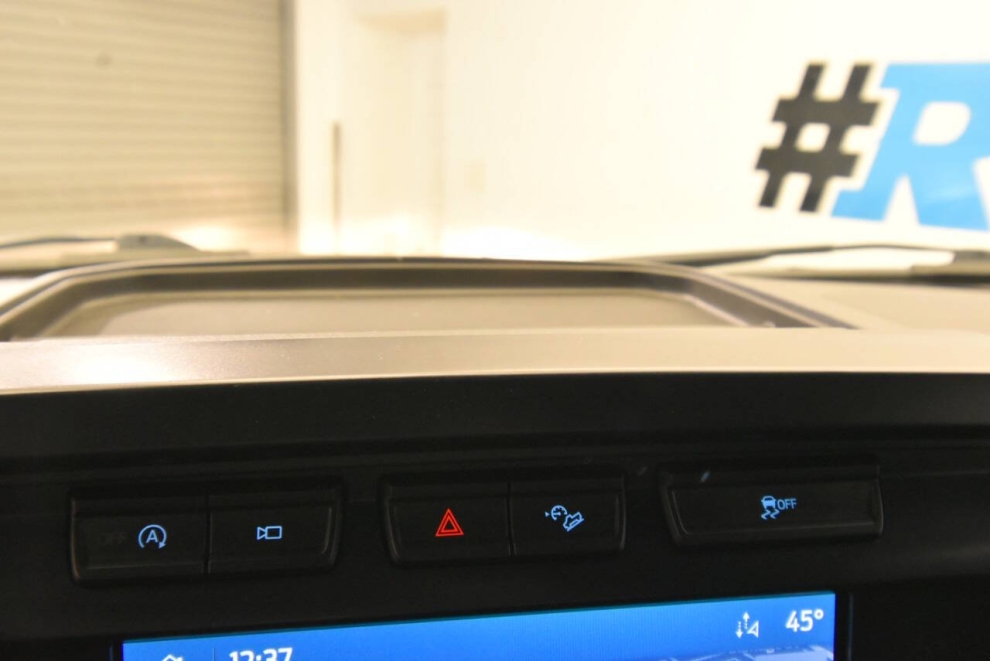 2021 Ford F-150 XL 4x4 4dr SuperCrew 5.5 ft. SB, Gray, Mileage: 74,443 - photo 22