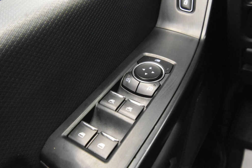 2021 Ford F-150 XL 4x4 4dr SuperCrew 5.5 ft. SB, Gray, Mileage: 74,443 - photo 30