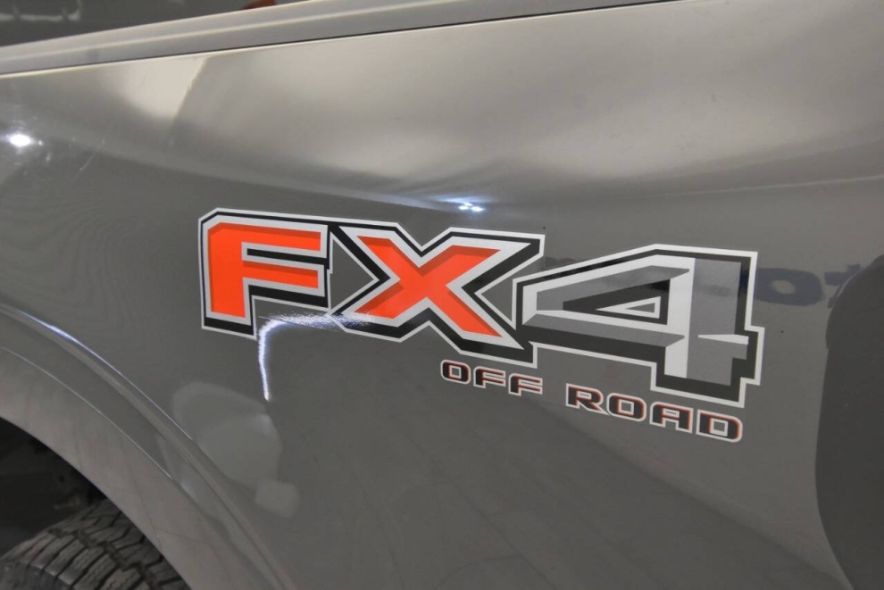 2021 Ford F-150 XL 4x4 4dr SuperCrew 5.5 ft. SB, Gray, Mileage: 74,443 - photo 31