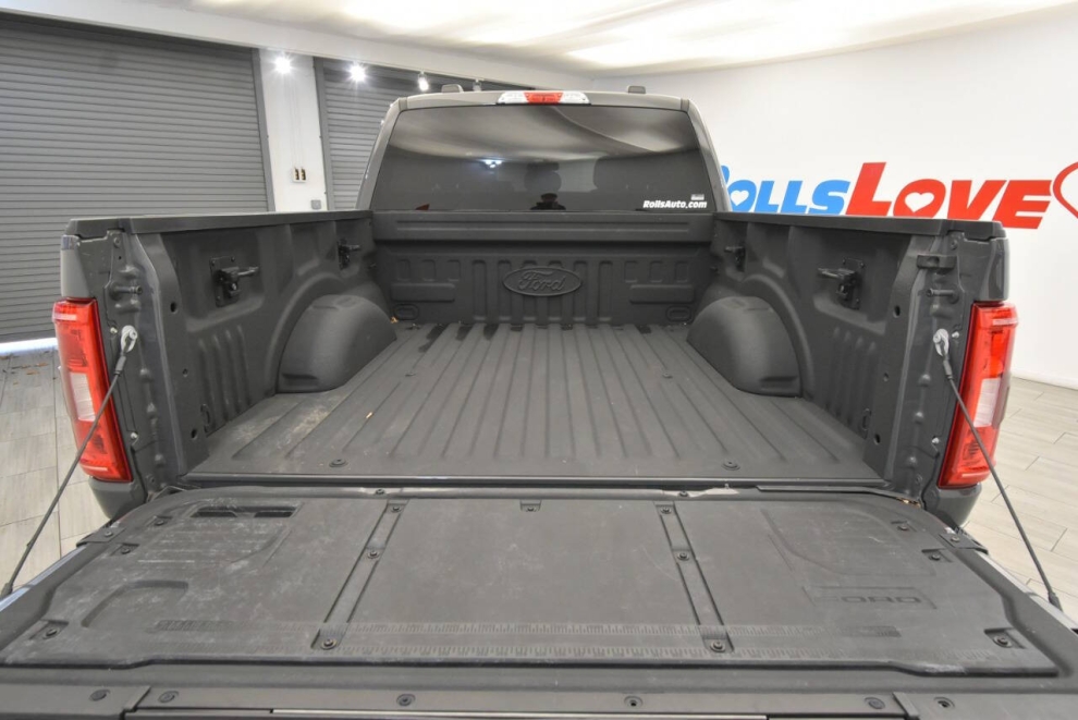 2021 Ford F-150 XL 4x4 4dr SuperCrew 5.5 ft. SB, Gray, Mileage: 74,443 - photo 33