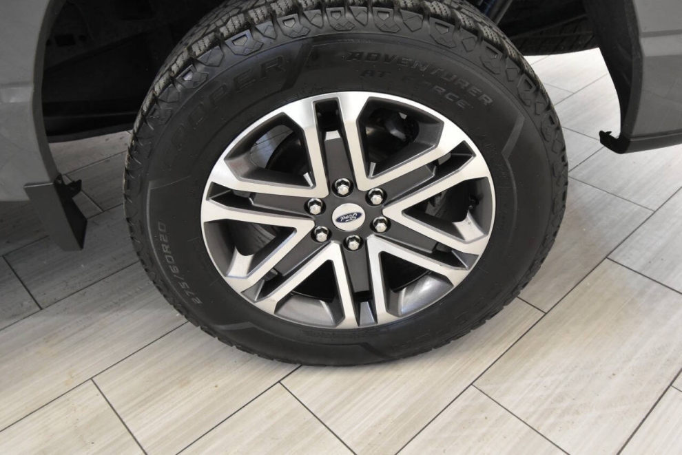 2021 Ford F-150 XL 4x4 4dr SuperCrew 5.5 ft. SB, Gray, Mileage: 74,443 - photo 9