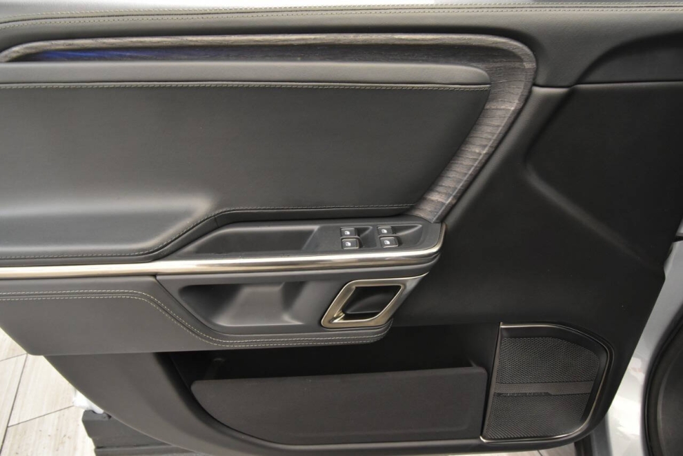 2023 Rivian R1S Launch Edition AWD 4dr SUV, Silver, Mileage: 76,411 - photo 12